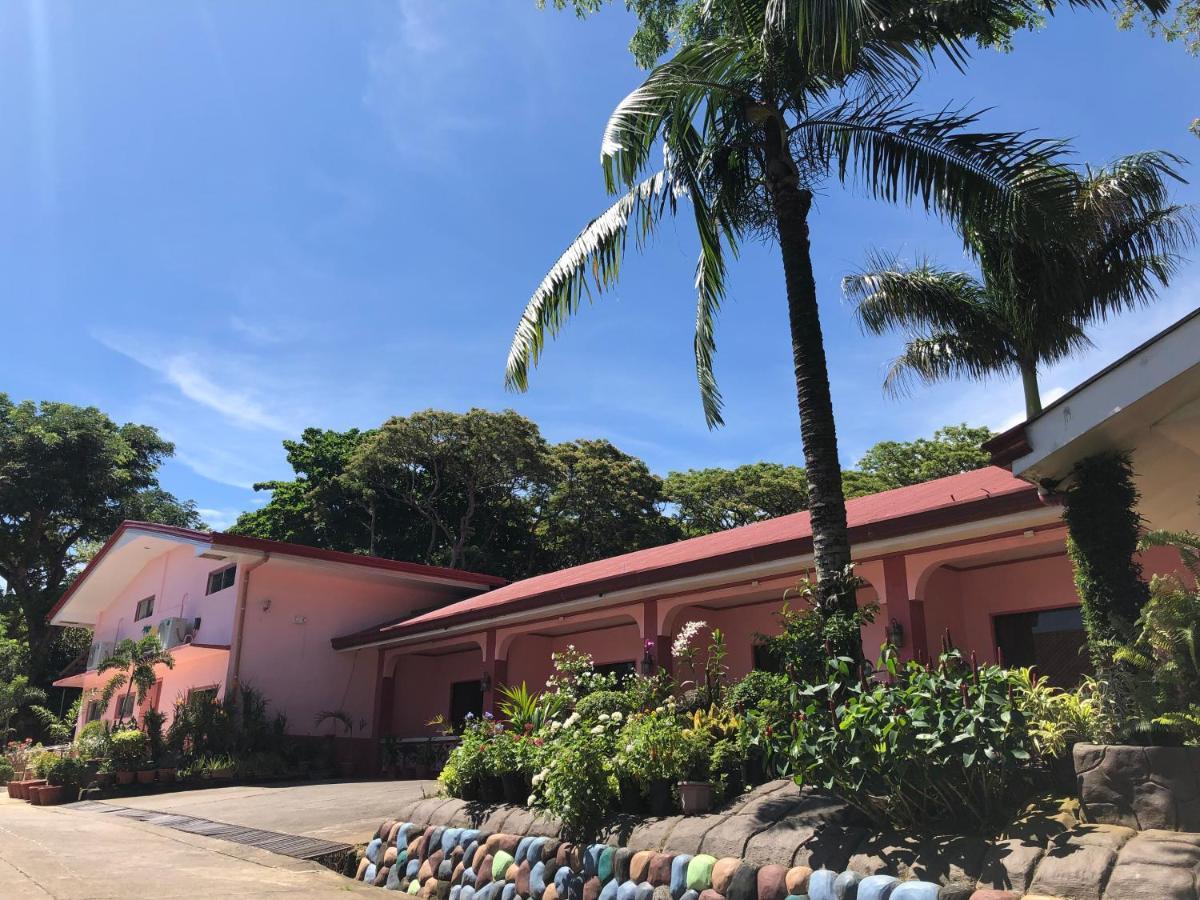 Havendwell Garden Resort Mambajao Exterior foto