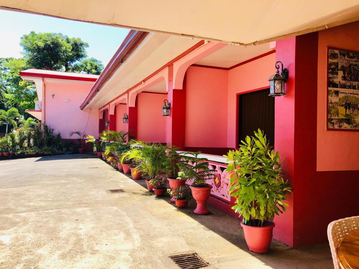 Havendwell Garden Resort Mambajao Exterior foto